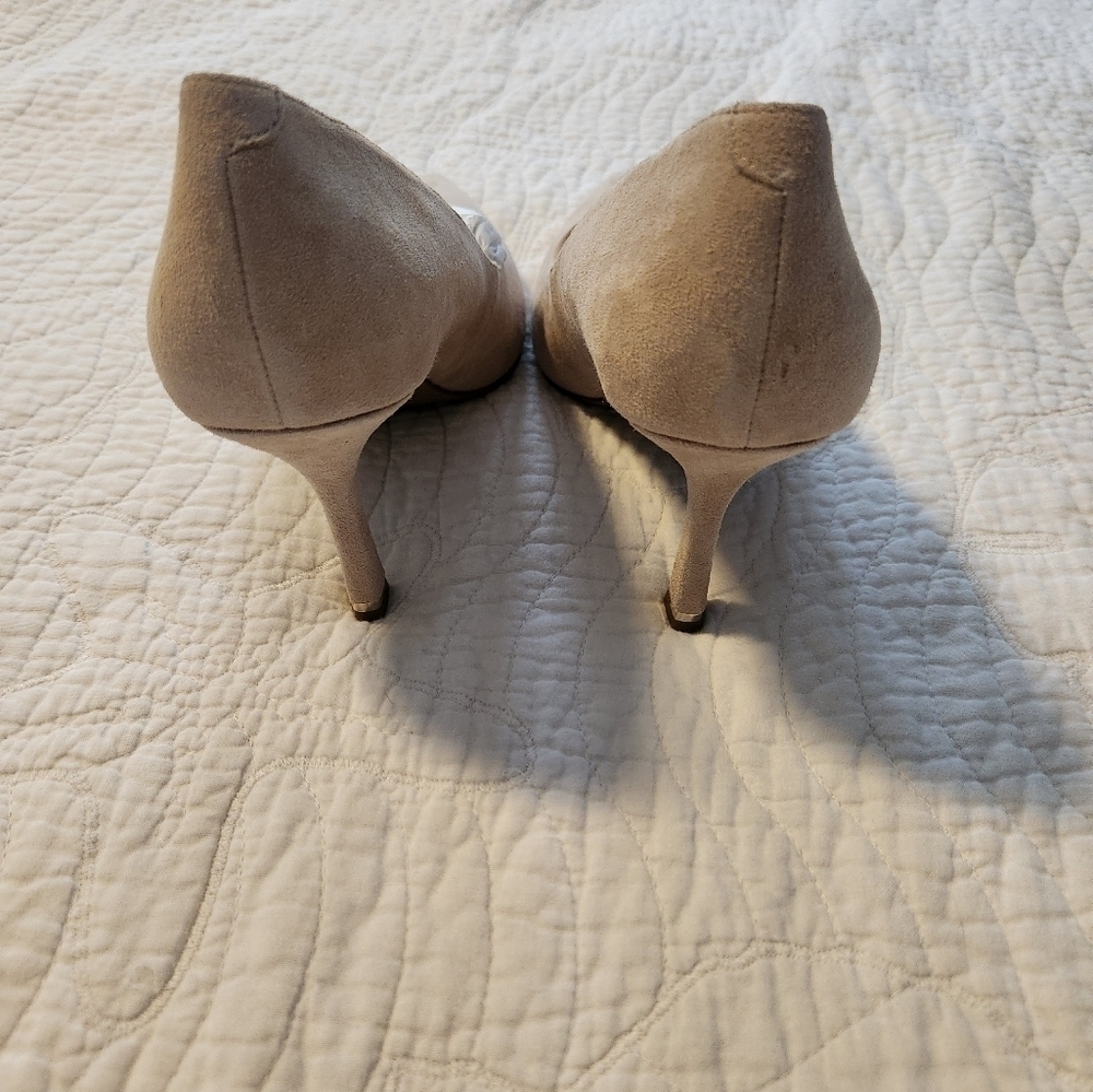 Kenneth Cole Romi Suede Size 10 Pumps - Picture 6 of 10